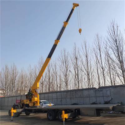 農(nóng)機(jī)革新新標(biāo)桿 德建多功能拖拉機(jī)自備吊與清障車