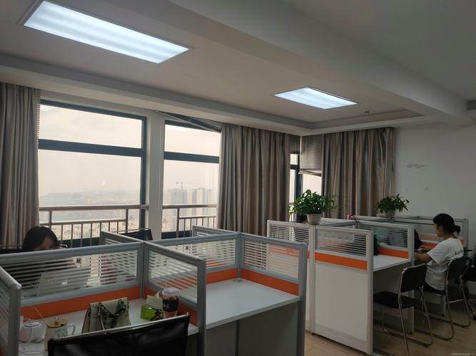 廣告發布;廣告設計,代理;廣告制作;會議及展覽服務;電子專用材料研發